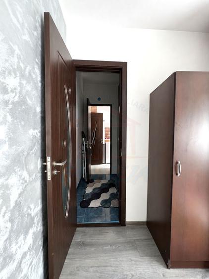 Apartament cu 2 camere circular, mobilat în Micro 17