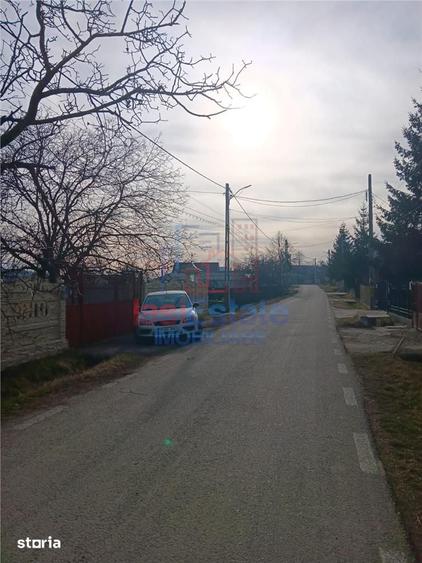 Teren de 3500 mp, în Bârnova