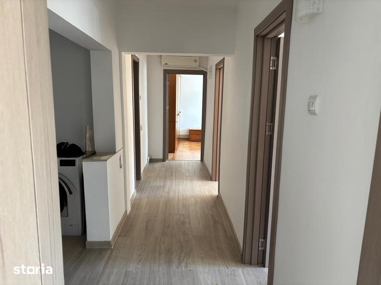 Apartament cu 3 camere decomandat în Tomis III