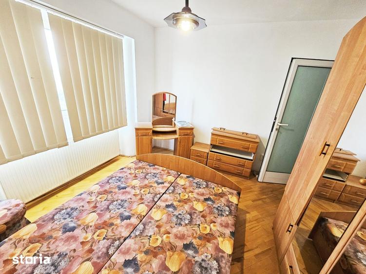 Apartament cu 2 camere decomandat în Mazepa 1