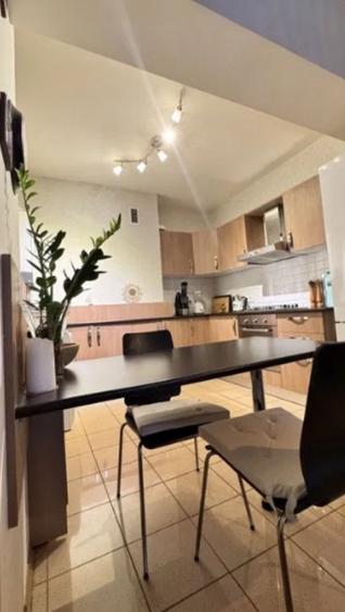 Apartament cu 3 camere decomandat, mobilat în Dristor