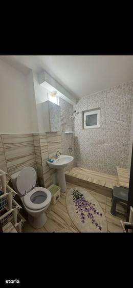 Apartament cu 2 camere decomandat în Calea București