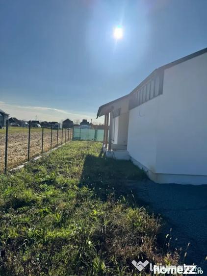 Casă cu 4 camere cu Teren 475 Mp în Mocira