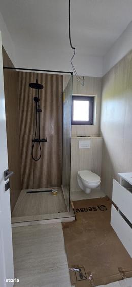 Casă cu 4 camere cu Teren 523 Mp în Clinceni
