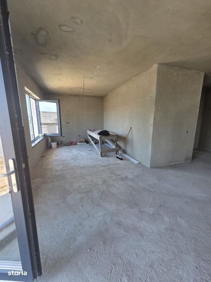 Casă cu 4 camere cu Teren 420 Mp în Central