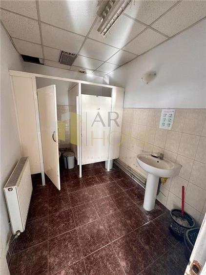 Spațiu comercial, de 1,650 mp, în Mihai Bravu