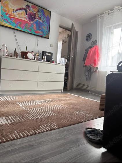 Casă cu 3 camere cu Teren 181 Mp în Crizbav