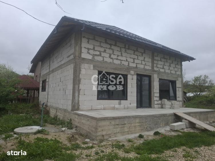 Casă cu 2 camere în Tătărani