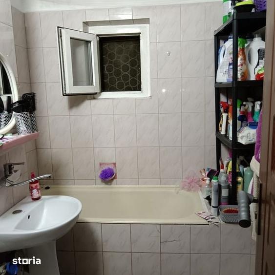 Apartament cu 3 camere decomandat în Mihai Bravu