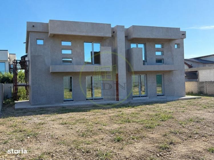 Casă cu 4 camere cu Teren 240 Mp în Bariera Vâlcii