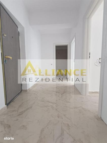 Apartament cu 2 camere decomandat în Apărătorii Patriei
