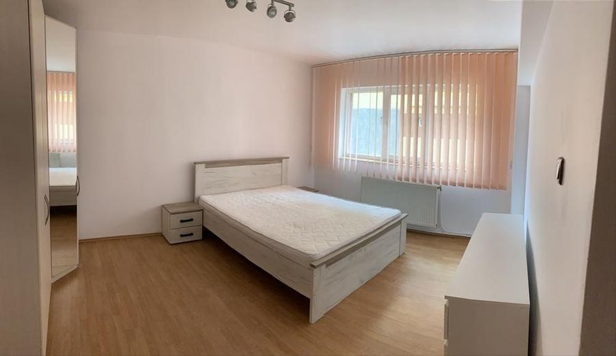 Apartament cu 2 camere decomandat în Cetate