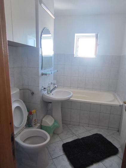 Apartament cu 2 camere decomandat în Buzaului