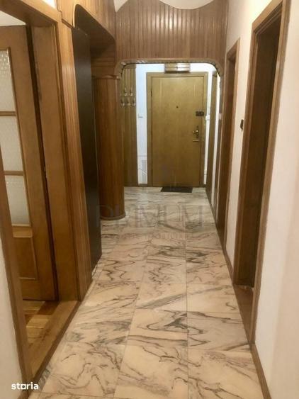 Apartament cu 3 camere în Circumvalațiunii