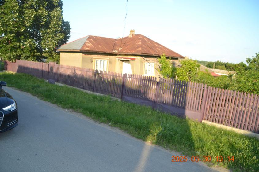 Casă cu 4 camere în Central