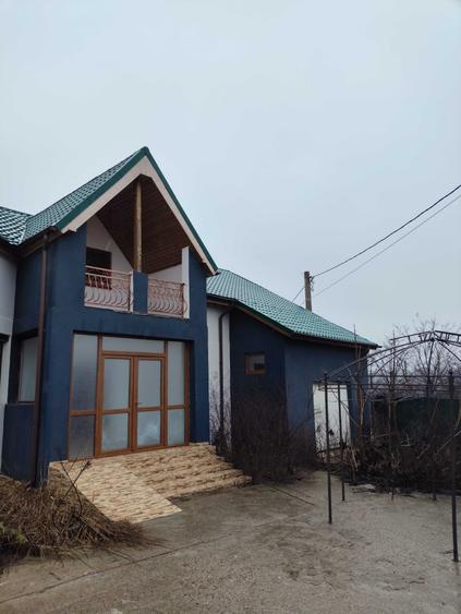 Casă cu 4 camere în Central