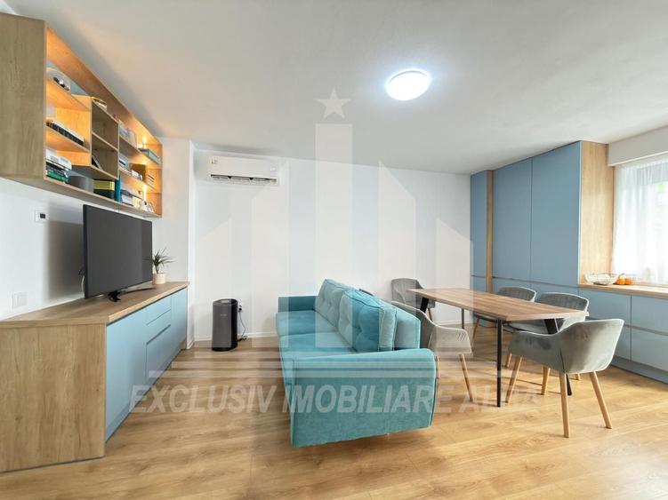 Apartament cu 3 camere decomandat, mobilat în Ampoi 3