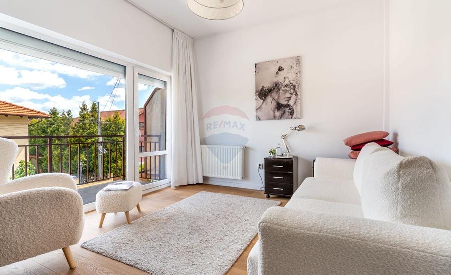 Duplex cu 4 camere cu Teren 205 Mp în Andrei Mureșanu