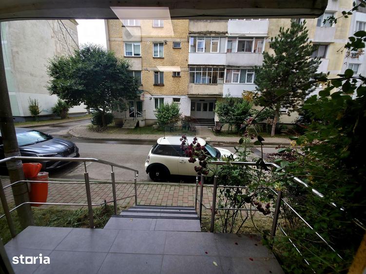 Spațiu comercial, de 60 mp, în Precista
