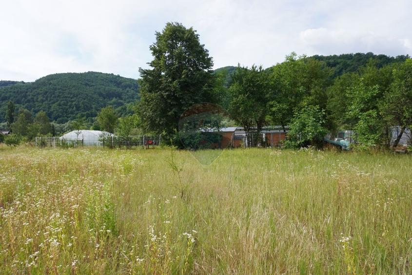 Teren Construcții intravilan de 2785 mp, în Central