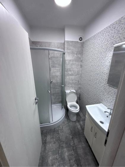 Apartament cu 3 camere decomandat în Dobroești