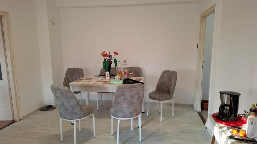 Duplex cu 2 camere cu Teren 1100 Mp în Nădlac