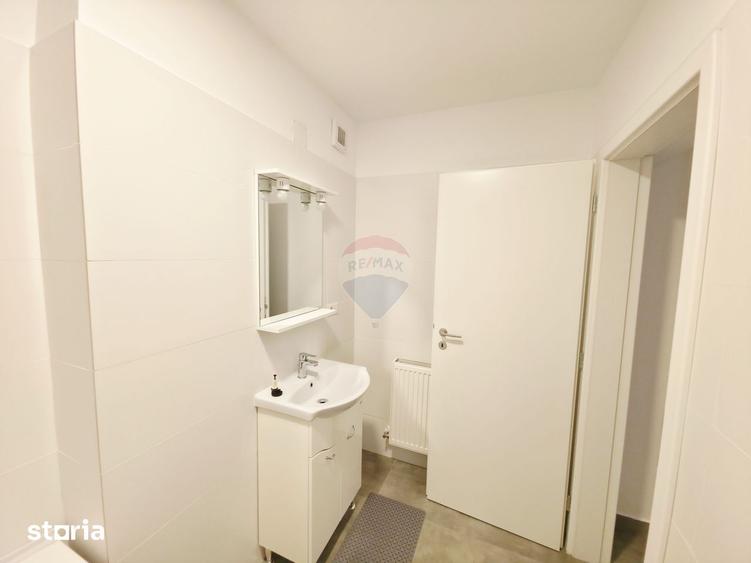 Apartament cu 3 camere, mobilat în 1 Mai
