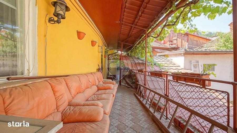 Casă cu 3 camere în Central
