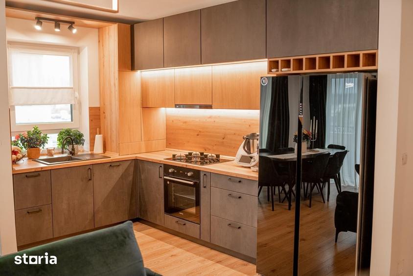 Apartament cu 3 camere decomandat în Libertății