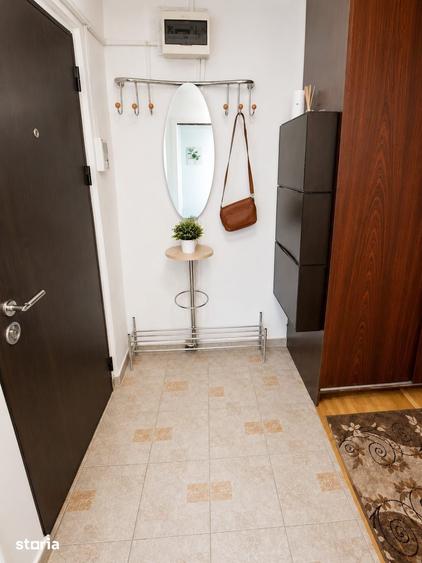 Apartament cu 3 camere decomandat în Lipovei