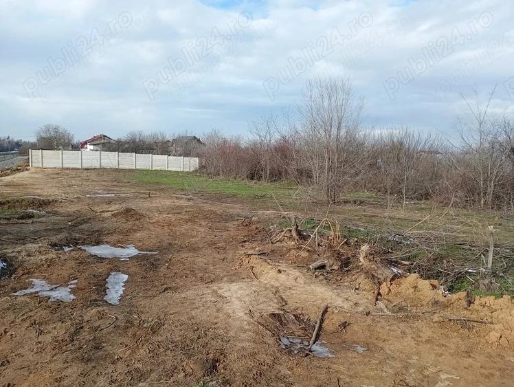 Teren de 1384 mp, în Bariera Vâlcii