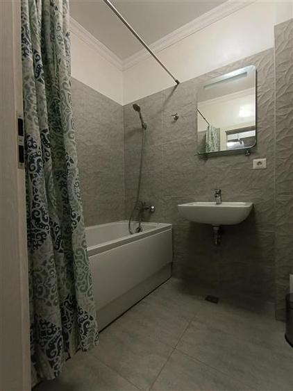 Apartament cu 3 camere decomandat, mobilat în Albert