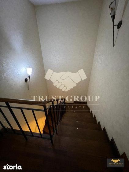 Casă cu 5 camere cu Teren 190 Mp în Herăstrău