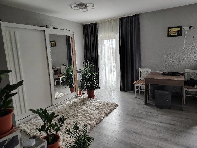 Garsonieră decomandată în Unirii