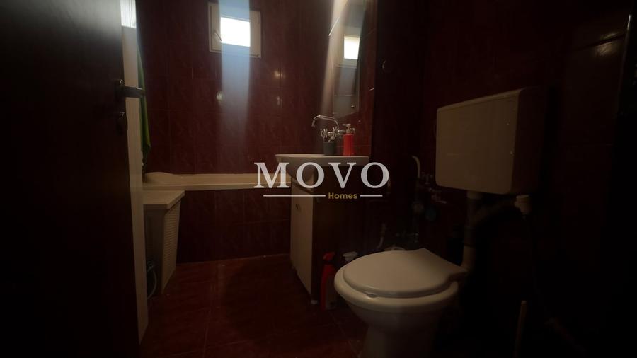 Apartament cu 3 camere decomandat, mobilat în Girocului