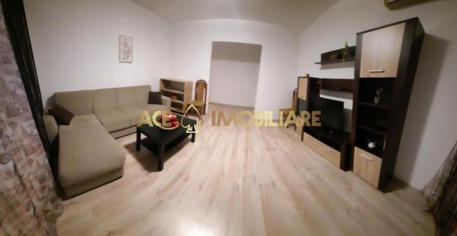Apartament cu 3 camere decomandat, mobilat în Victoriei