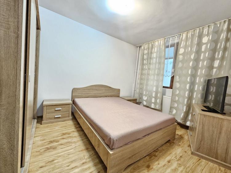 Apartament cu 2 camere semidecomandat, mobilat în Tineretului