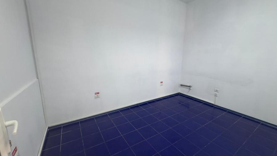 Casă cu 7 camere cu Teren 150 Mp în Tomis II