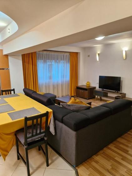 Apartament cu 2 camere semidecomandat, mobilat în Panduri