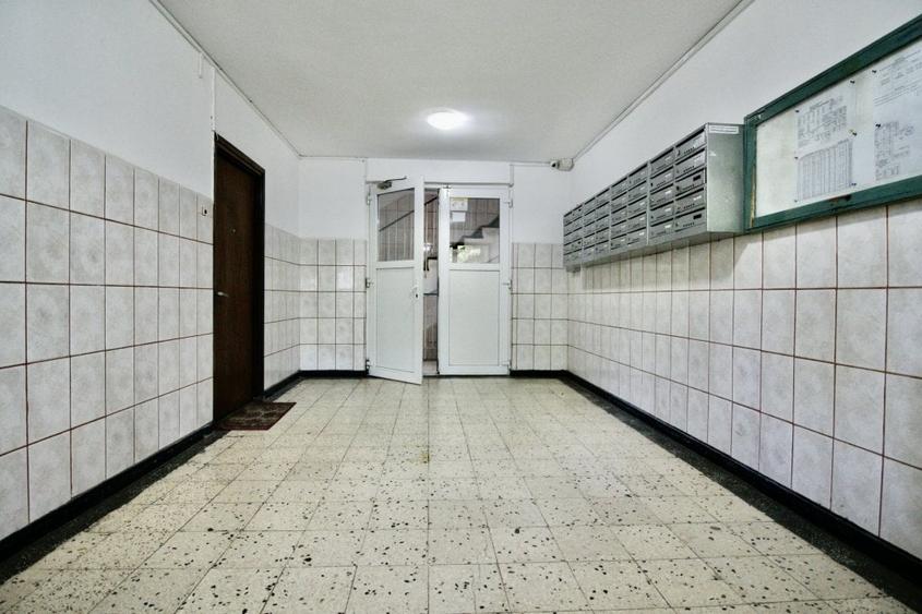 Apartament cu 2 camere decomandat, mobilat în Pajura