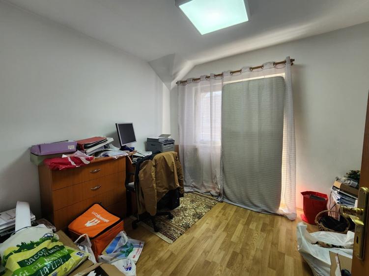 Casă individuală cu 4 camere cu Teren 440 Mp în Serele Vișoianu