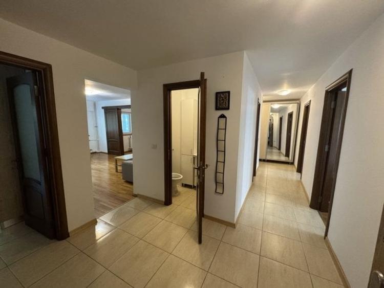 Închiriere Apartament 4 camere în Lujerului - 3