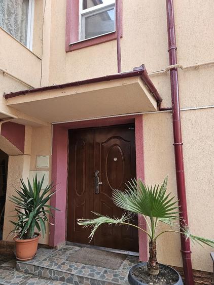 Casă cu 3 camere cu Teren 250 Mp în Girocului