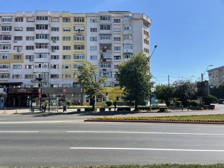 Spațiu comercial, de 70 mp, în Central