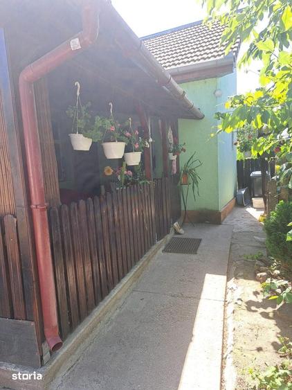 Casă cu 2 camere cu Teren 250 Mp în Burdea