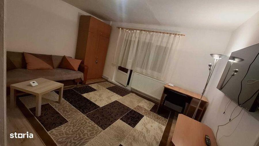 Proprietar inchiriez apartament 1 camera decomandat Zona Soarelui - 4