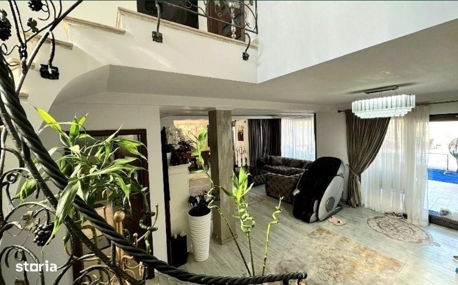 Casă cu 4 camere cu Teren 1000 Mp în Bâlta