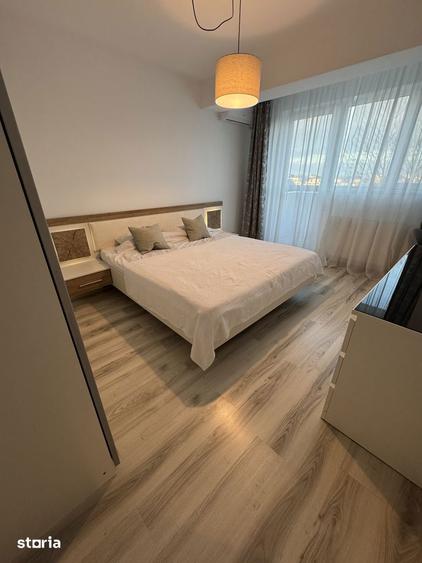 Apartament cu 3 camere în Est