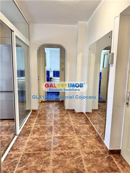 Apartament cu 2 camere decomandat, mobilat în Vitan