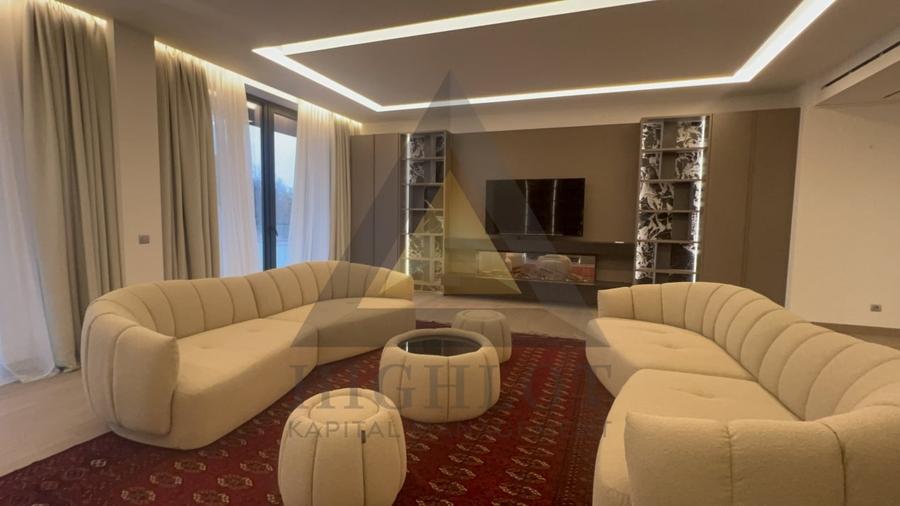 Apartament cu 5 camere semidecomandat, mobilat în Kiseleff